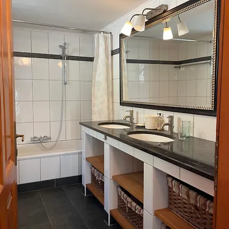 Hisa Betin 4 Bedroom In Soca Valley Holiday home Tolmin