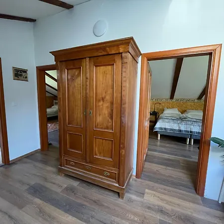 Hisa Betin 4 Bedroom In Soca Valley Holiday home Tolmin