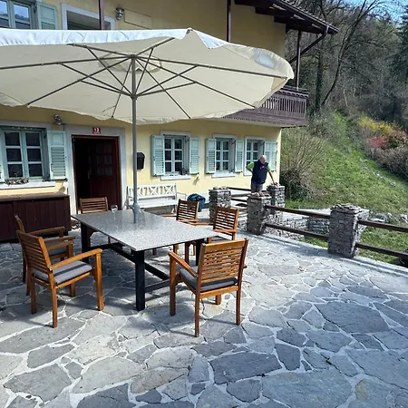 別荘 Hisa Betin 4 Bedroom In Soca Valley トールミン